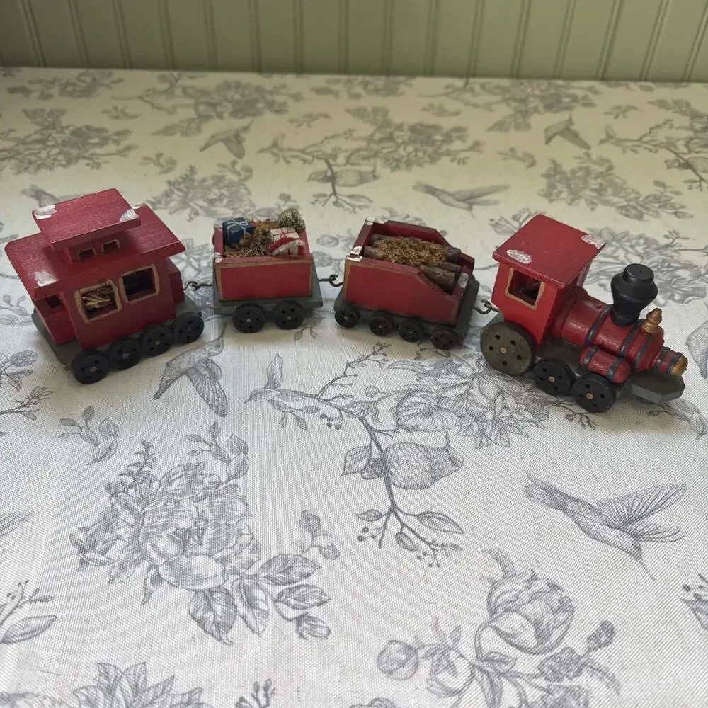 Vtg Wooden Christmas Train Set Red Holiday Decor Taiwan Retro Kitschy 15 Inches